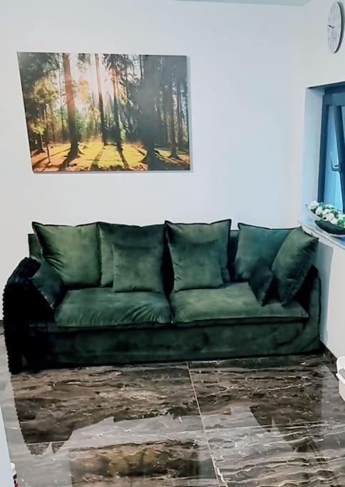 Einliegerwohnung Neu In Vaihingen Enz Horrheim المظهر الخارجي الصورة